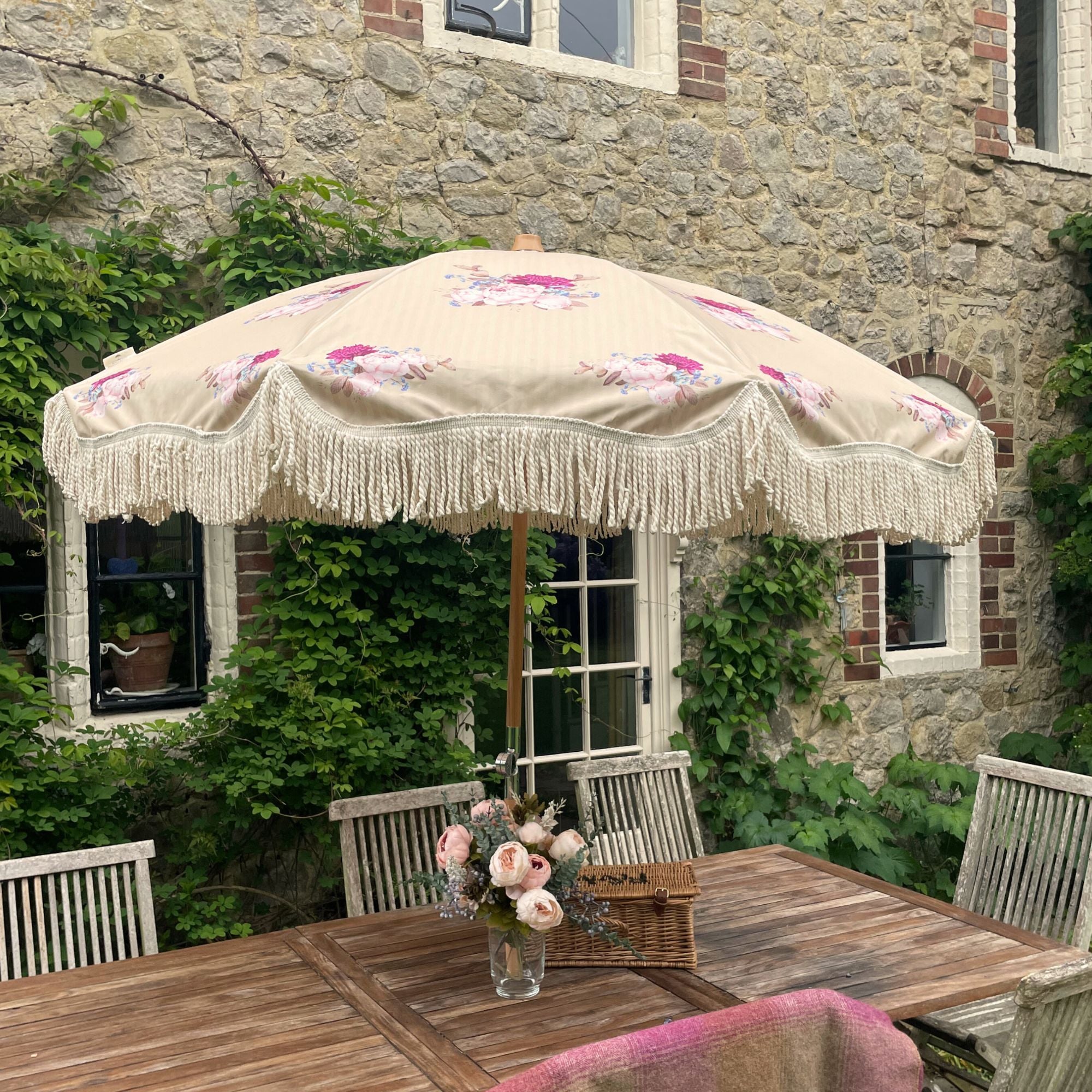 Helena' - Fringed Garden Parasol – Staycation Vintage Parasols